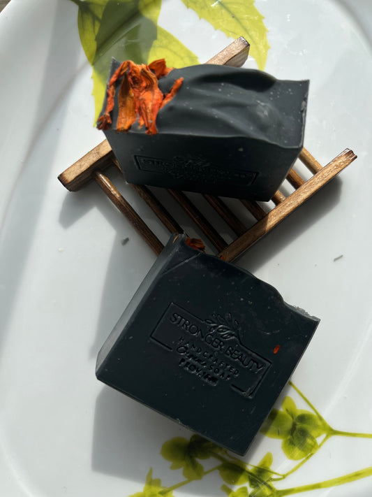 Activated charcoal - Detoxifying and Disinfecting